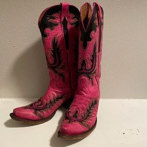 Handmade Lucchese Women’s boots size 7B.
